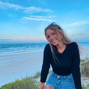 Meet your Posher, Grace